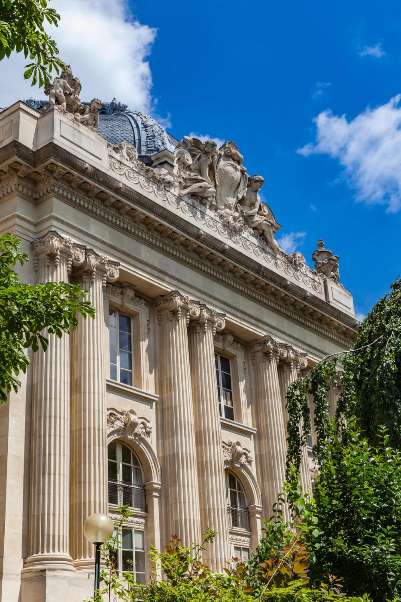 Le Palais de la découverte au cœur de vents contraires